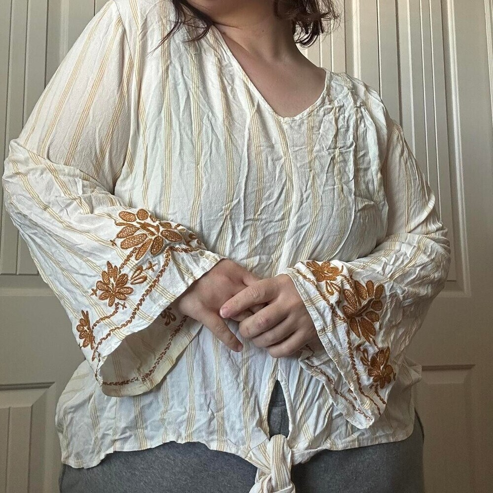 Maurices Women Size XXL Embroidery Bell Sleeve Top Yellow White Striped Boho